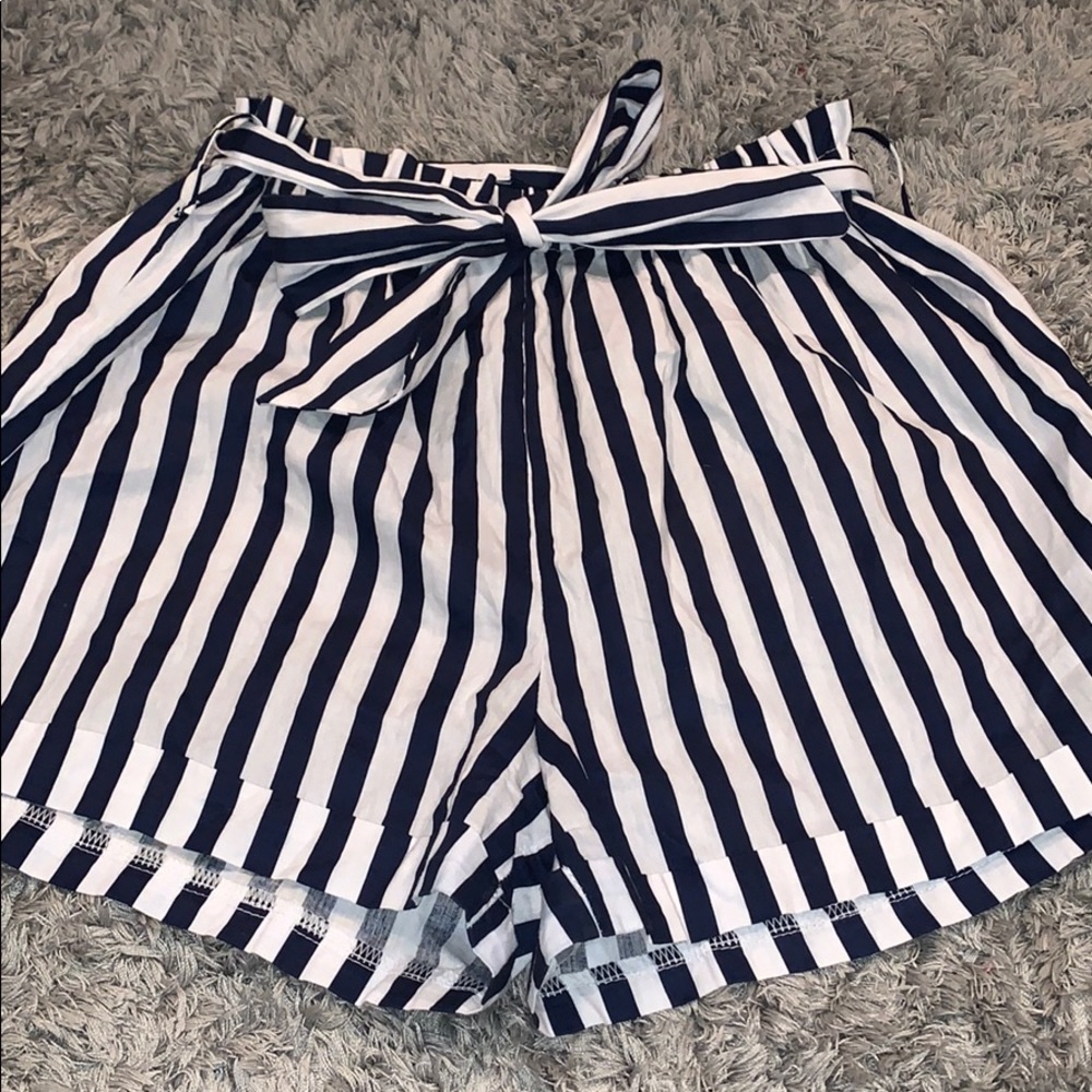Shein stretchy shorts